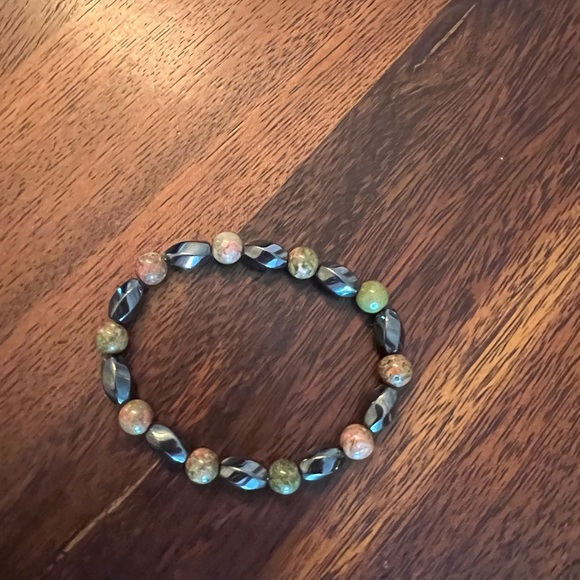 Magnetic By Design Unakite, Magnetised Hematite Beaded Stretch Bracelet 145.00 c - Picture 6 of 8